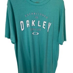 Men’s Oakley T Shirt Size XL
